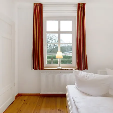 Apartment Gut Rattelvitz - Parterre Ost