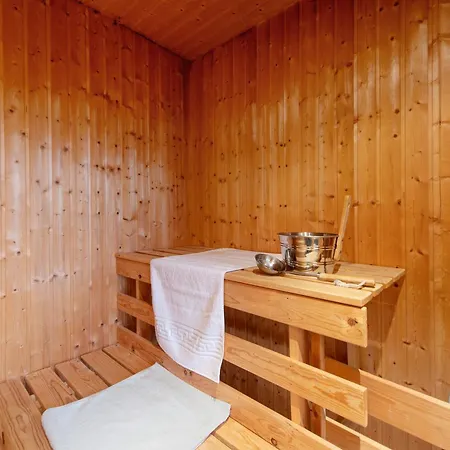 Gut Rattelvitz - Parterre Ost דירה *