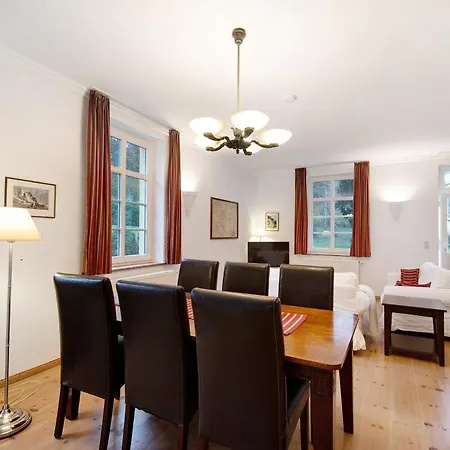 Apartment Gut Rattelvitz - Parterre Ost *