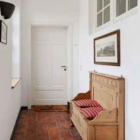 Gut Rattelvitz - Parterre Ost *